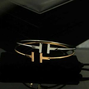 Bracelets de créateur de bracelet Nouveau homme de mode Femmes bijoux en acier inoxydable Bracelet à double bracelet rose or