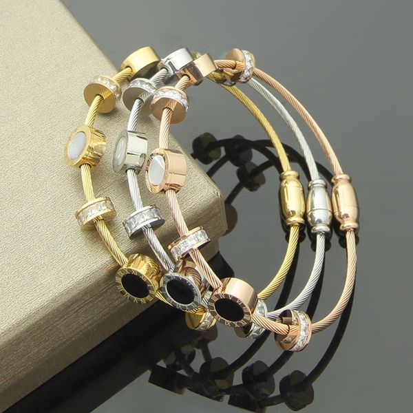 Bracelet Bijoux de créateur en acier inoxydable bracelet en or bracelets en chiffres romains avec diamant pour femmes bracelet en coquillage noir et blanc bracelet à boucle magnétique 2024