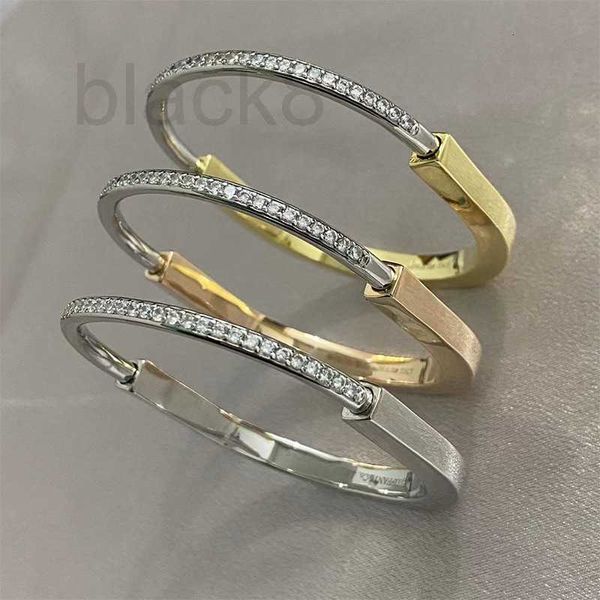 Brazalete Diseñador Nueva cerradura Pulsera de diamantes de colores Pulsera de plata de ley 925 Pulsera de moda de oro rosa de 18 k para mujer 2Z3C