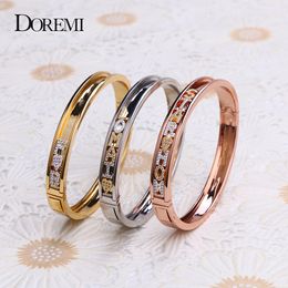 Bangle DOREMI DIY Zirconia Letters Custom Bangles Gepersonaliseerde Naam Afneembare Slider Charms Bangles Custom Naam Armbanden Bangle Slide 230716