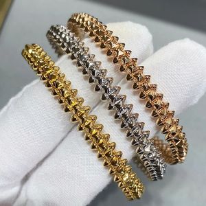 Brazalete Prueba de Europa Joyería de lujo 925 Pulsera de remache de plata esterlina Regalo de fiesta de marca de gran moda de gama alta para mujer 231115