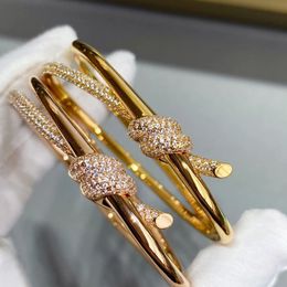 Bangle Exquise high-end mode vol met diamanten rosé goud touw knooparmband voor dames luxe merk hoogwaardige sieradenfeestjes geschenken 231222