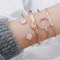 Bracelet punk multicouche FaHion FaHion ensemble pour les femmes bracelets vintage bracelets simples accessoires de bijoux ronds roses 2022