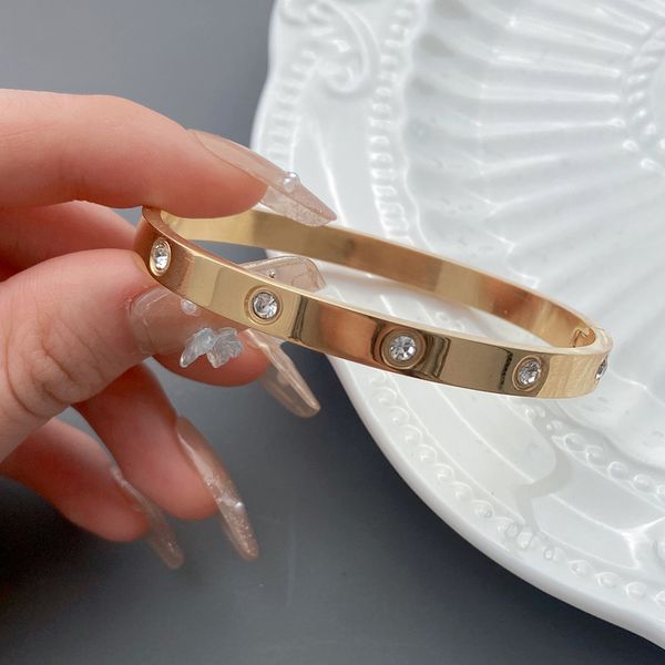Bracelet Mode Zircone Cubique Bracelets Pour Femme De Luxe En Acier Inoxydable Doré 6mm Manchette Charme Filles Bijoux Exquis 230627