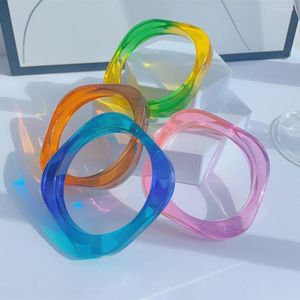 Bangle mode geleidelijke verandering kleurrijke acrylhars geometrische brede vierkant transparante armband hand sieraden geschenk groothandel