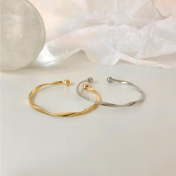 Bracelet d'ouverture de mode couleur or brillant torsadé mince bracelets pour femmes femme ouverte Style minimaliste bijoux de charme