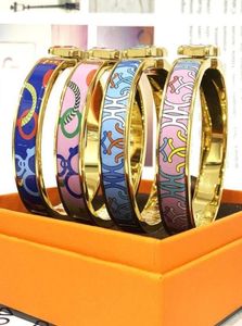 Bangle Fashion en acier inoxydable ouvert pour les femmes Gold Géométrique colorée colorée Bangles peints Bijoux de mariage Bracelet de luxe3975722670157