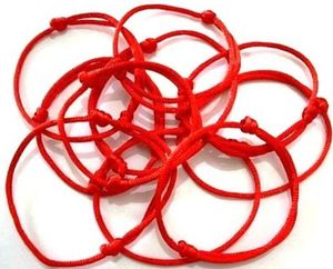 Bracelet Expédition rapide! 100 pcs/lot Kabbale fait à la main chaîne rouge Bracelet mauvais œil bijoux Kabbale bonne chance Bracelet Protection