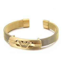 Bracelet en vedette Premium en acier inoxydable 316l Hip Hop créatif creux attelle pour hommes 231021