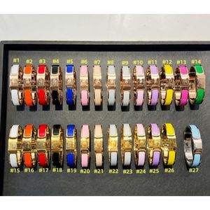 Bracelets de mode pour femmes de créateurs avec lettre imprime 17 cm en or rose sier avec box dons de Noël pour femmes 23209 24563