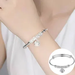 Bracelet couleur argent pour fille, cadeau d'anniversaire, breloque cloche Simple, vêtements fins, polyvalents et exquis