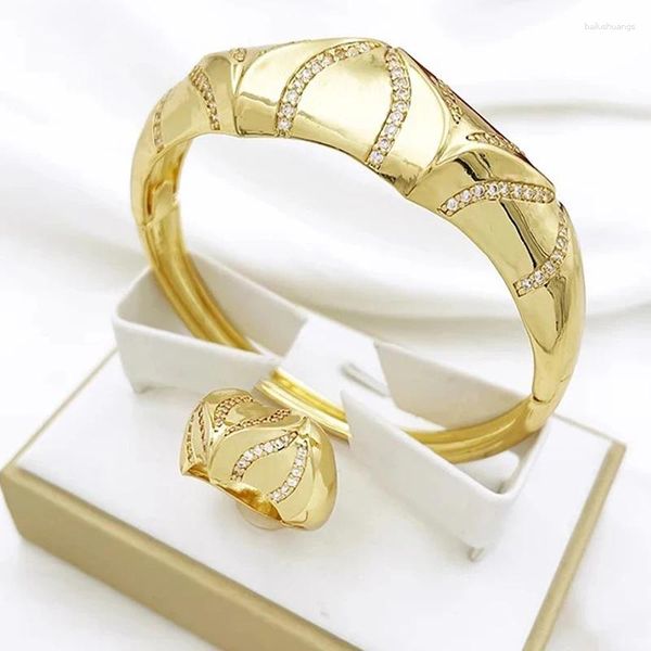 Brazalete de Color dorado para mujer, pulsera africana chapada en 24k, conjunto de anillo, joyería de moda de Dubái, diamantes de imitación brillantes