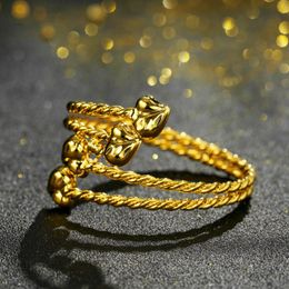 Brazalete de cobre de alta calidad chapado en oro de doble fila pulsera de corazón torcido Dubái mantenimiento de Color al vacío para mujeres