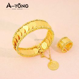 Bangle Hot Eenvoudige Munt Sieraden Sets 24k Vergulde Dubai Arabische Vrouwen Luxe Manchet Bruiloft Armbanden Banket Armbanden Ringen 240319