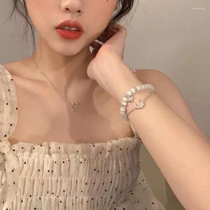 Bangle Ins Style High-end Sense Girlfriend Bracelet Temperament Hand Sieraden Koreaanse versie Star en Moon kralen Set Vrouwen