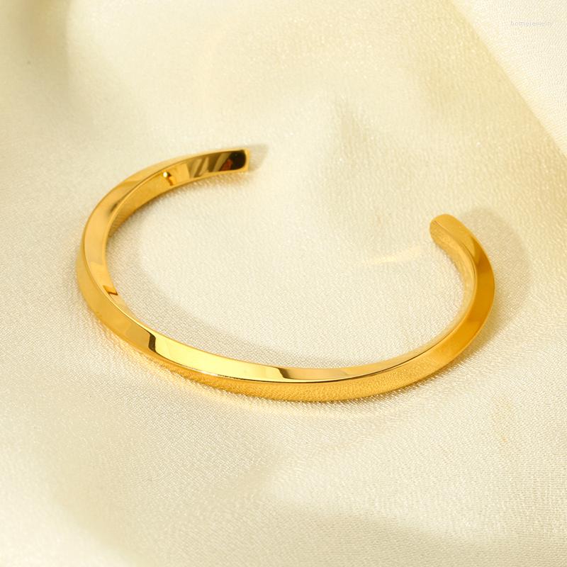 Bangle Ins Trendy 18k Guldpläterad rostfritt stål Twisted Open Armband för kvinnor Vattentäta stapelbara manschettsmycken gåva