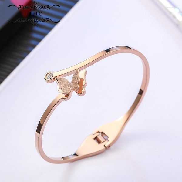 Bracelet Version Coréenne Vente Versatile Rose Or Titane Acier Papillon Bracelet Femmes Simple Ouvert Net Rouge BijouxBangle Lars22