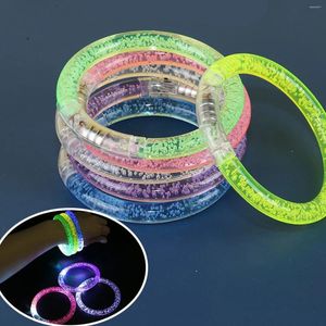 Brazalete LED pulseras brillantes luminosas en la oscuridad iluminación aleatoria juguetes suministros para fiestas