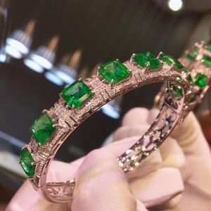 Bangle Luxe 925 Sterling Zilver Geplatineerd Emerald High Carbon Diamond Bloem Armbanden Bruiloft Engagement Fijne Jewelry266T