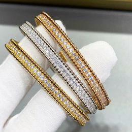 Brazalete de lujo de alta calidad joyería de marca 925 plata esterlina de una sola fila pulsera de circón simple moda temperamento fiesta regalo 231204