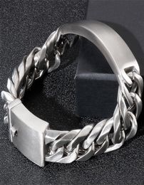 Bracelet ID graves massif pour hommes pour hommes en acier inoxydable mat brossé 18 mm Bracelets de chaîne de main