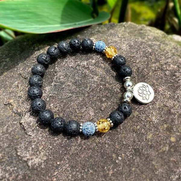 Bracelet Hommes Méditation Bouddha Lotus Charme Perles De Roche Volcanique Noire Élastique Perles Strand Bracelets Gorge Chakra Spirituel Rétro BracelBangl