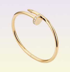 Bracelet de bracelet de bracelet bracelets diamants de créateurs bijoux pour menwomen titanium en acier goldplated ne jamais fondre pas allergi4317399