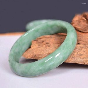 Bangle Natural China Guizhou Cui Cui Handgesneden brede bar Jade Bracelet Fashion Boutique sieraden Mannen en vrouwen kleur