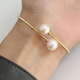 Brazalete de perlas naturales de agua dulce, pulsera de dos perlas redondas de Metal ajustable para mujer, accesorios de joyería de lujo, regalos