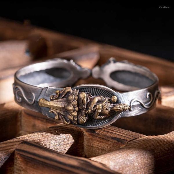 Brazalete QN Color plata Yunnan hecho a mano Retro y bronce antiguo artesanía con incrustaciones 12 brazaletes del zodiaco para mujer joyería de moda sólida