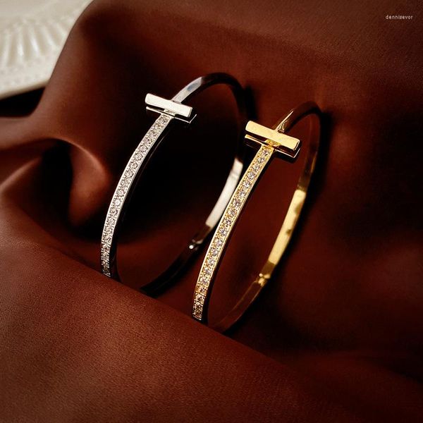 Bracelet en forme de T en Zircon plaqué or véritable, luxe léger français et sensation de haute qualité, artisanat polyvalent pour femmes.