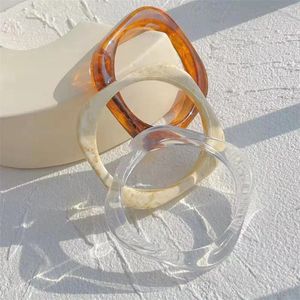 Bracelet rétro acrylique simple bijoux bijourie cadeau géométrique carré rond de style coréen bracelet large