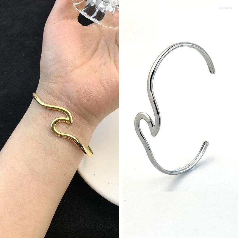 Bangle Retro Dubbelskikt Oregelbundet öppet armband Enkelt rostfritt stål Lyxiga runda kvinnliga smycken par födelsedag