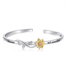 Bangle S925 Silver Small Daisy Sunflower Opening Diamant gegraveerde letters Bracelet Women Sieraden Groothandel