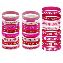 Ensemble de bracelet de 24 bracelets de bracelet en silicone de la Saint-Valentin fête des bracelets en caoutchouc de fête d'école accessoires de poignet bijoux