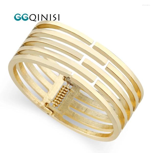 Bangle Simple Design Alloy Statement Fashion Jewelry Accessoire pour femmes Cadeaux de fiançailles de bal de fête de fête