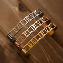 Bracelet en acier inoxydable Mantra manchette bracelets gravés mots d'inspiration positifs évider Alphabet lettre Bracelet Femme Bijoux