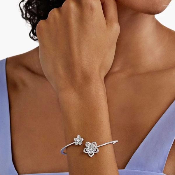 Brazalete Stonefans lujo nupcial cristal flor pulsera mujer joyería de mano 2023 accesorios de Navidad encanto brazaletes de diamantes de imitación para