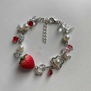 Bracelet Strawberry Charm fait à la main Y2K Q240522
