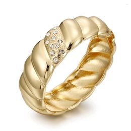 Bracelet tendance mariage femme Bracelet haut de gamme bijoux acier inoxydable couleur or accessoire pour cadeau de fête d'anniversaire