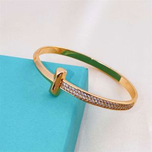 Bangle V Plated T Smalle Enkele Rij Semi Diamond Precisie Gesp Paar Armband Rose Gold Fashion