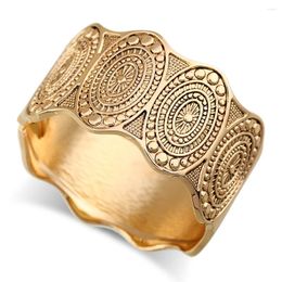 Bangle Vintage Hofstijl Klassieke Verklaring Brede Dikke Legering In Antiek Goud Kleur Voor Vrouwen Kostuum Sieraden