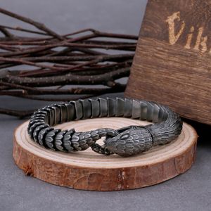 Bangle Vintage Vikings Black Snake Chain armband Men Women Hip Hop Biker Ouroboros Gothic Bracelet Gift Noordse sieraden als cadeau voor mannen 230824