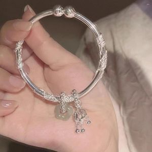Bracelet de fleur wanzhi bracelet pour femmes style sûr de style sûr et polyvalent bracelet en métal ajusté cadeau