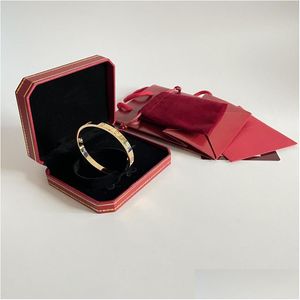Brangle de créateurs de créateurs bracelets en titane Bracelets Love Gold Sier Nail Bracelet Bijoux avec la boîte et la livraison de chute d'emballage DH6OW