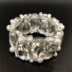 Bracelet Femmes Perle Et Gros Cristal Pour La Fête De Mariage Bal Spectacle Larme Strass Dame Bracelet Extensible Bijoux AccessoiresBangle215W