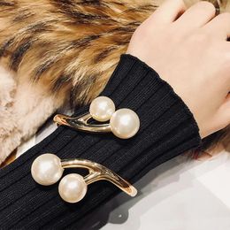 Bracelet de perle de printemps métallique irrégulier xialioke xialuoke irrégulier bracelet de manchette de style rétro européen