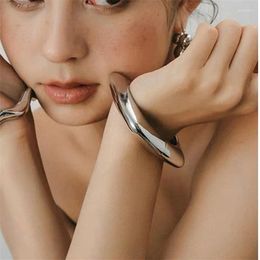 Bracelet XIALUOKE Lisse Géométrique Carré Pour Femmes Europe Style Personnalité Catwalk Poignet Bijoux Accessoires