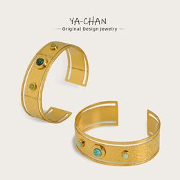 Bangle YACHAN Rvs Beat Textuur Brede Manchet Armband voor Vrouwen Vintage Natuursteen Luxe Waterdichte Sieraden 230710