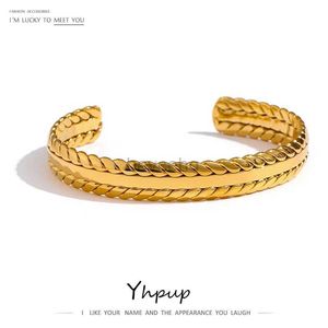 Bangle Yhpup 316l Feuilles en acier inoxydable Bracelet Bracelet Minimaliste en métal doré 18 K bracelet Bracelet Bijoux imperméable Party Gift 240411